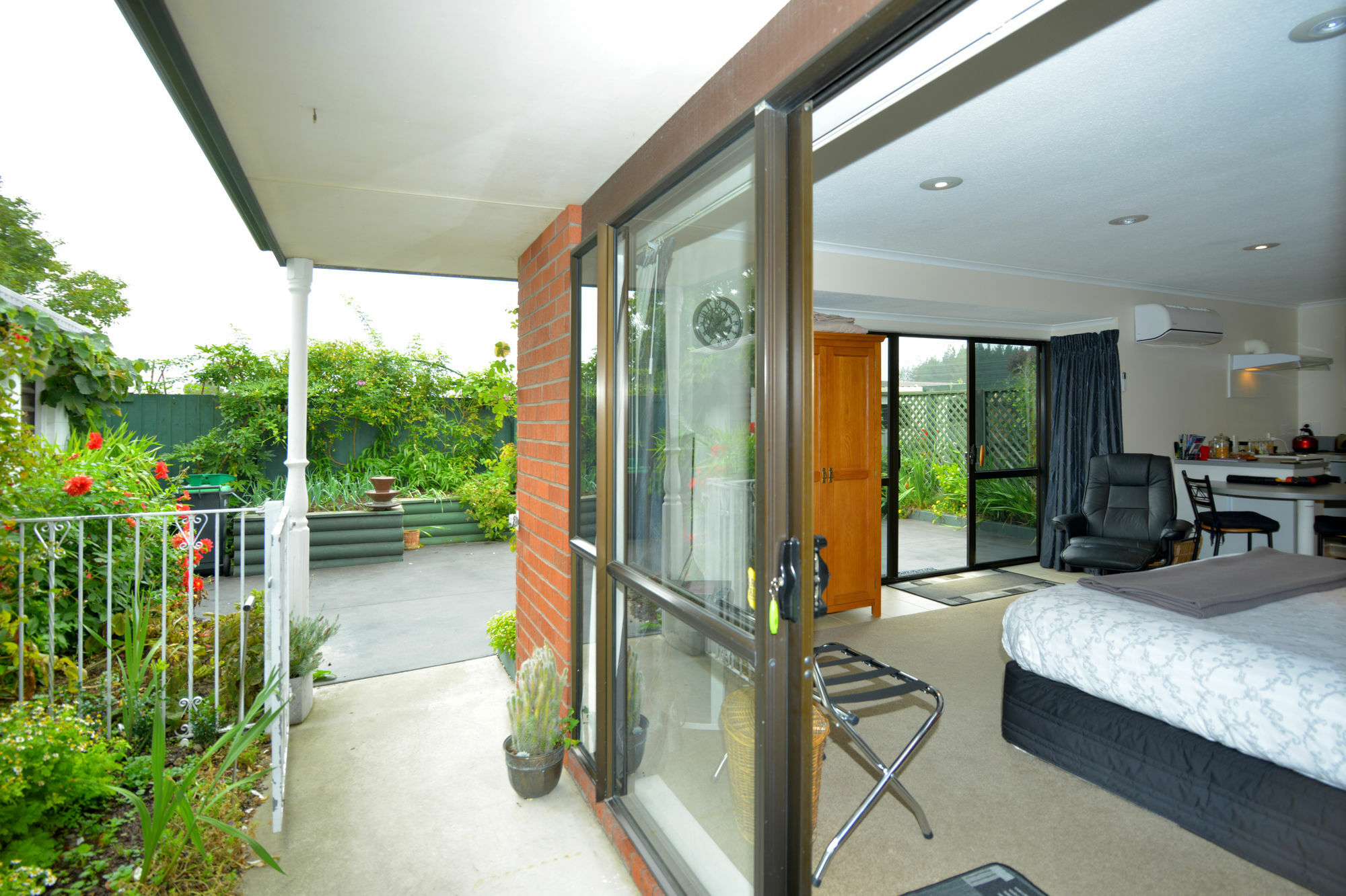 Avenue Westgrove B&B Christchurch Exterior photo